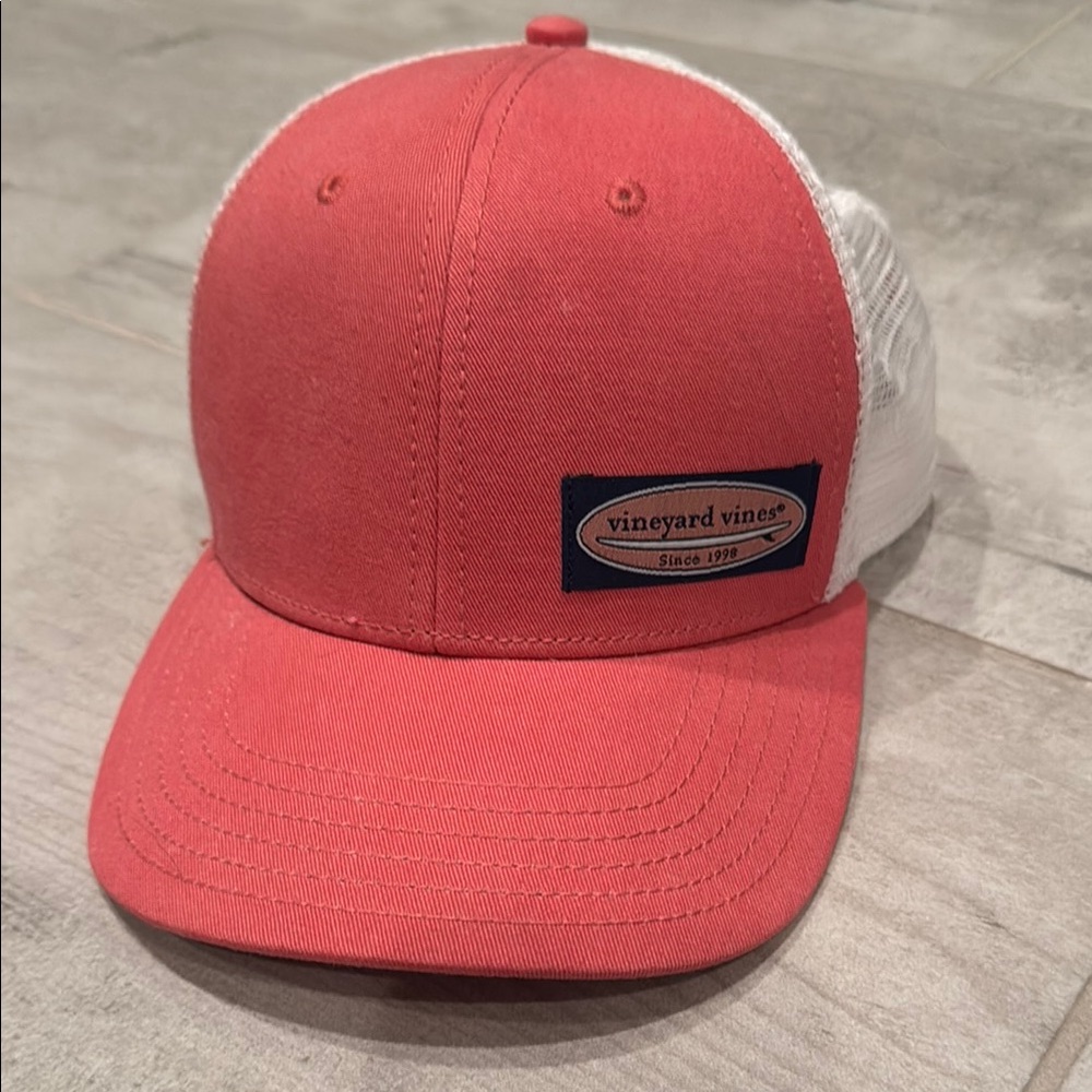 Vineyard Vines Coral and White Cap